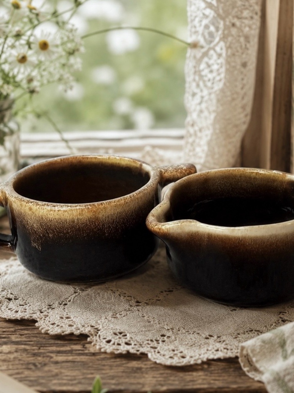 Vintage Pfaltzgraff Brown Drip Creamer and Sugar Bowl Set